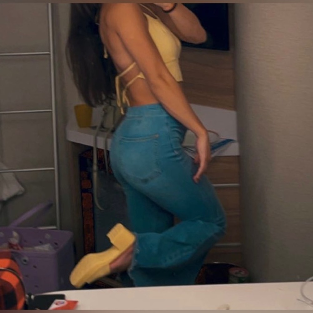Boutique yellow crop top